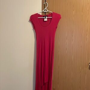 Pink BCBG high low stretchy dress w/ short sleeves. Barely worn good condition.
